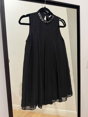 BCBG Black Embellished Neck Sleeveless Shift Dress XS Chiffon Flowy